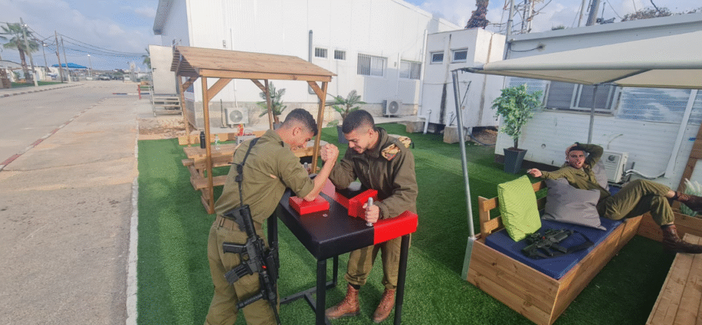 מתקני ספורט תחרותי לימי ספורט וארועי בר מצווה. — תמונה 6