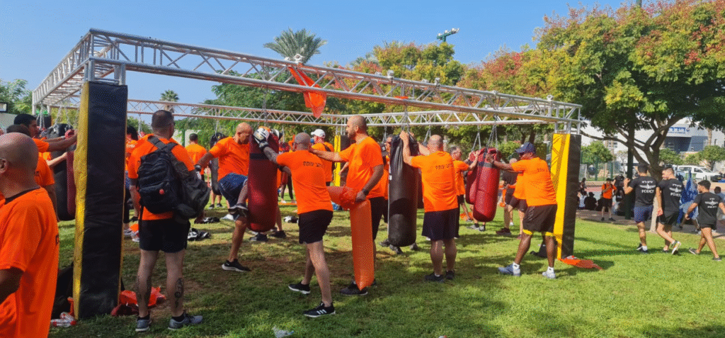 מתחמי ספורט עממי דראמס אלאייב,t.r.x,בוסו,קיק בוקס,ספינינג, טרמפולינה.